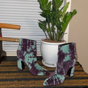 Blue and purple tie dye over the ankle boot, size 7.5